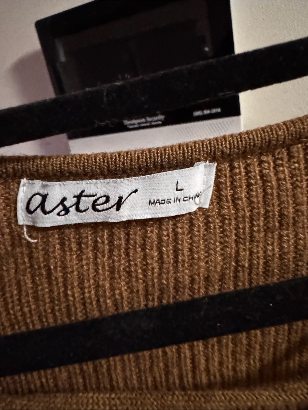 Brown Ribbed Sweater - Large